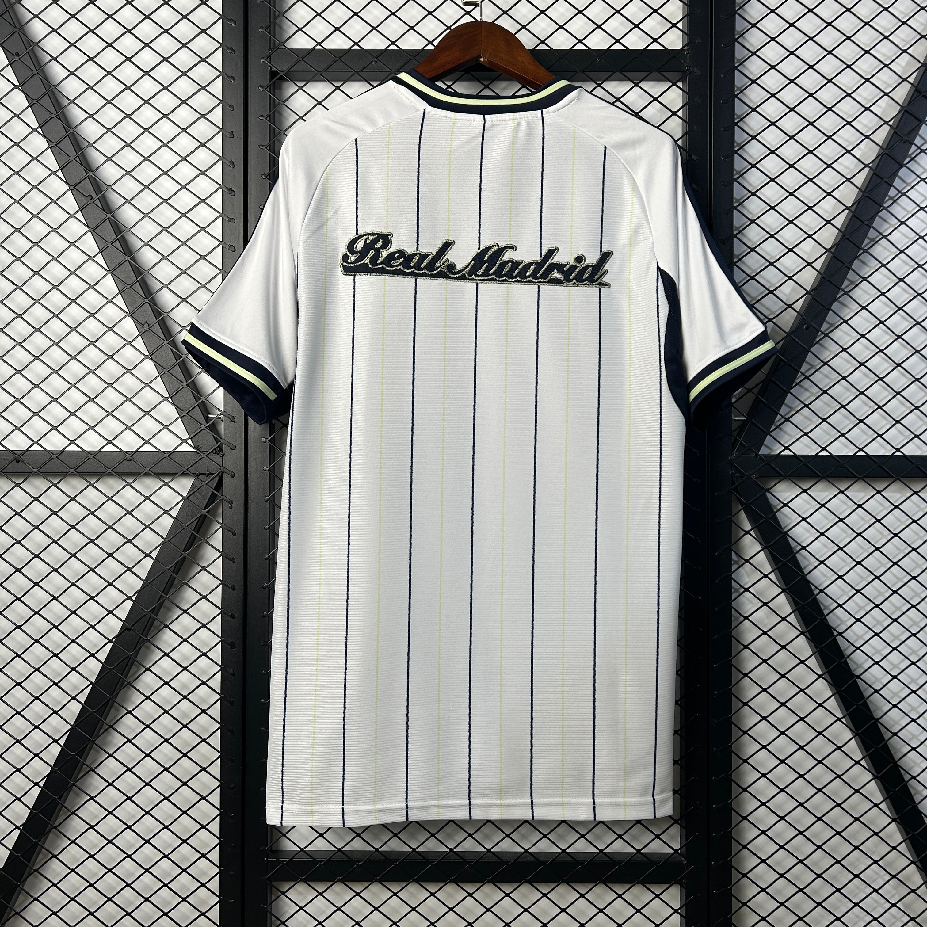 Real Madrid Pack White 25-26