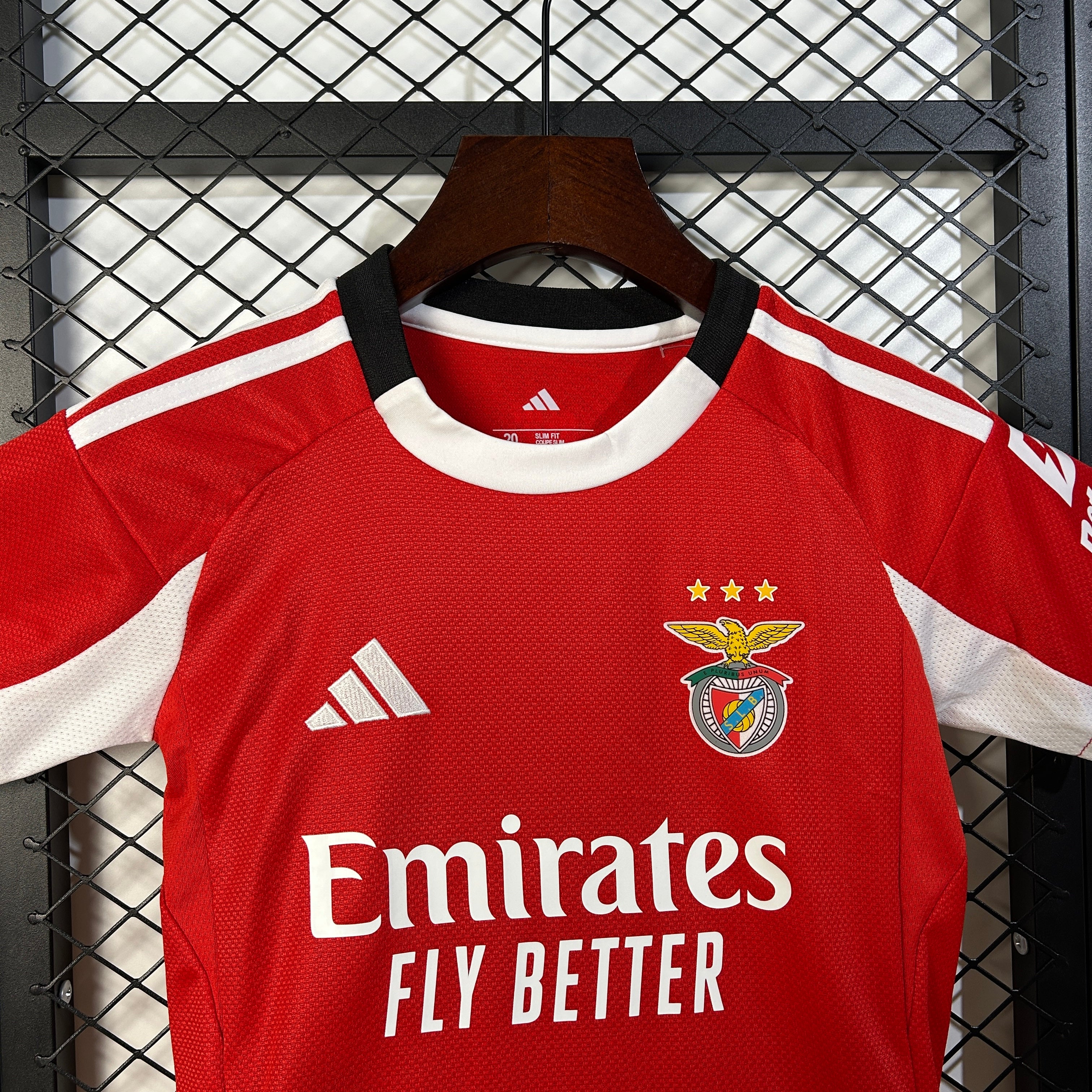 Benfica Local 25-26 Equipación para Niños