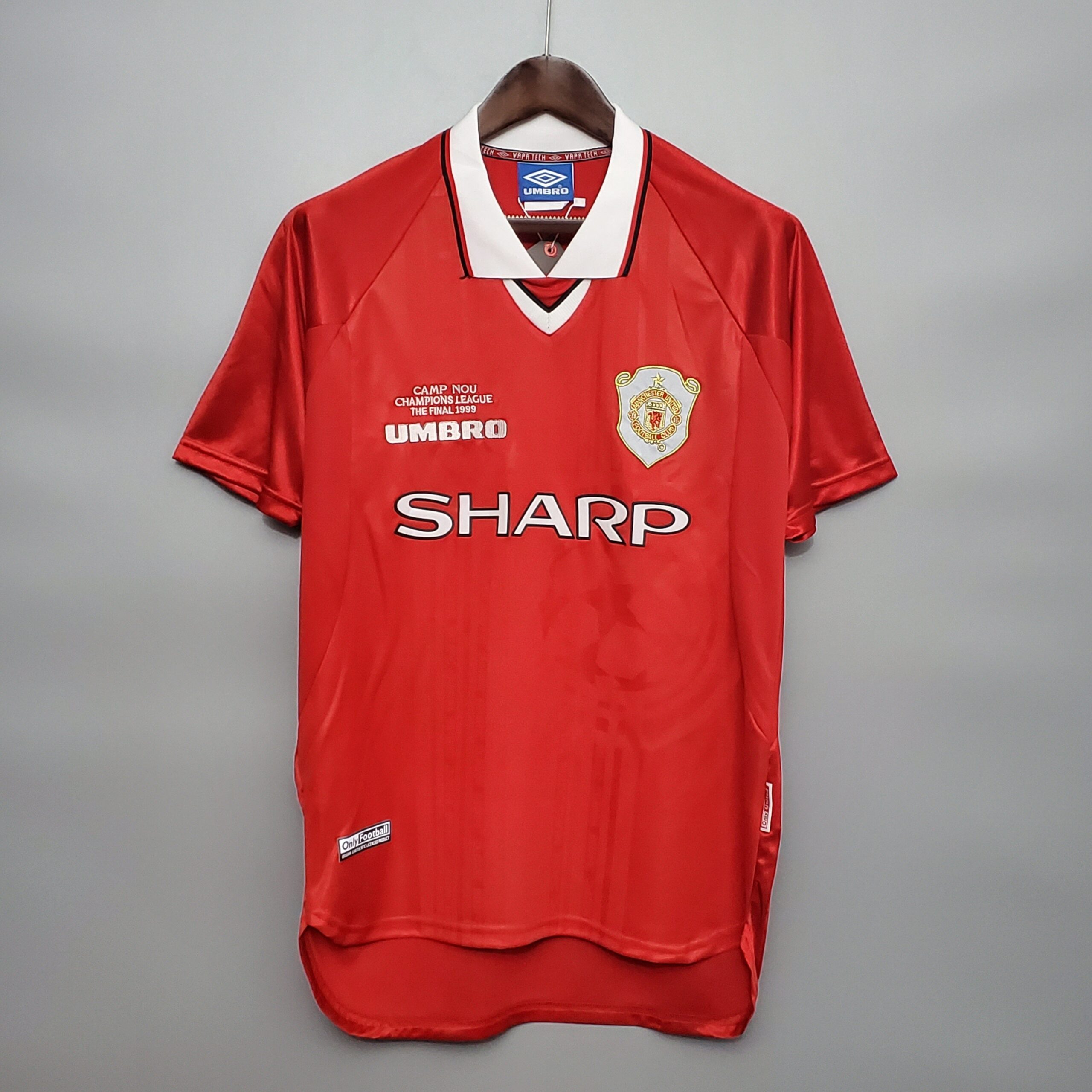 Manchester United Retro Local 99-00