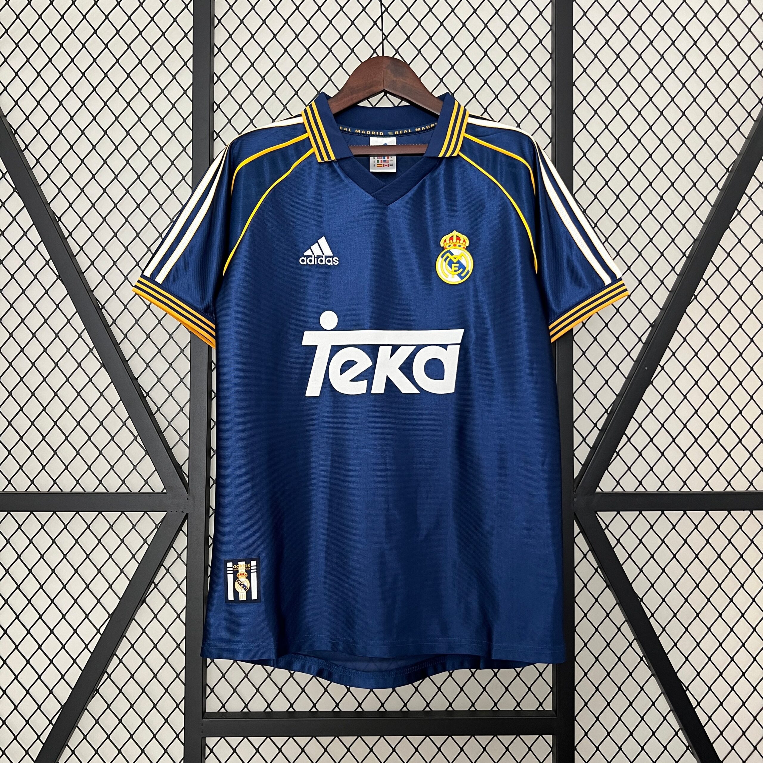 Real Madrid Retro Visitante 2000