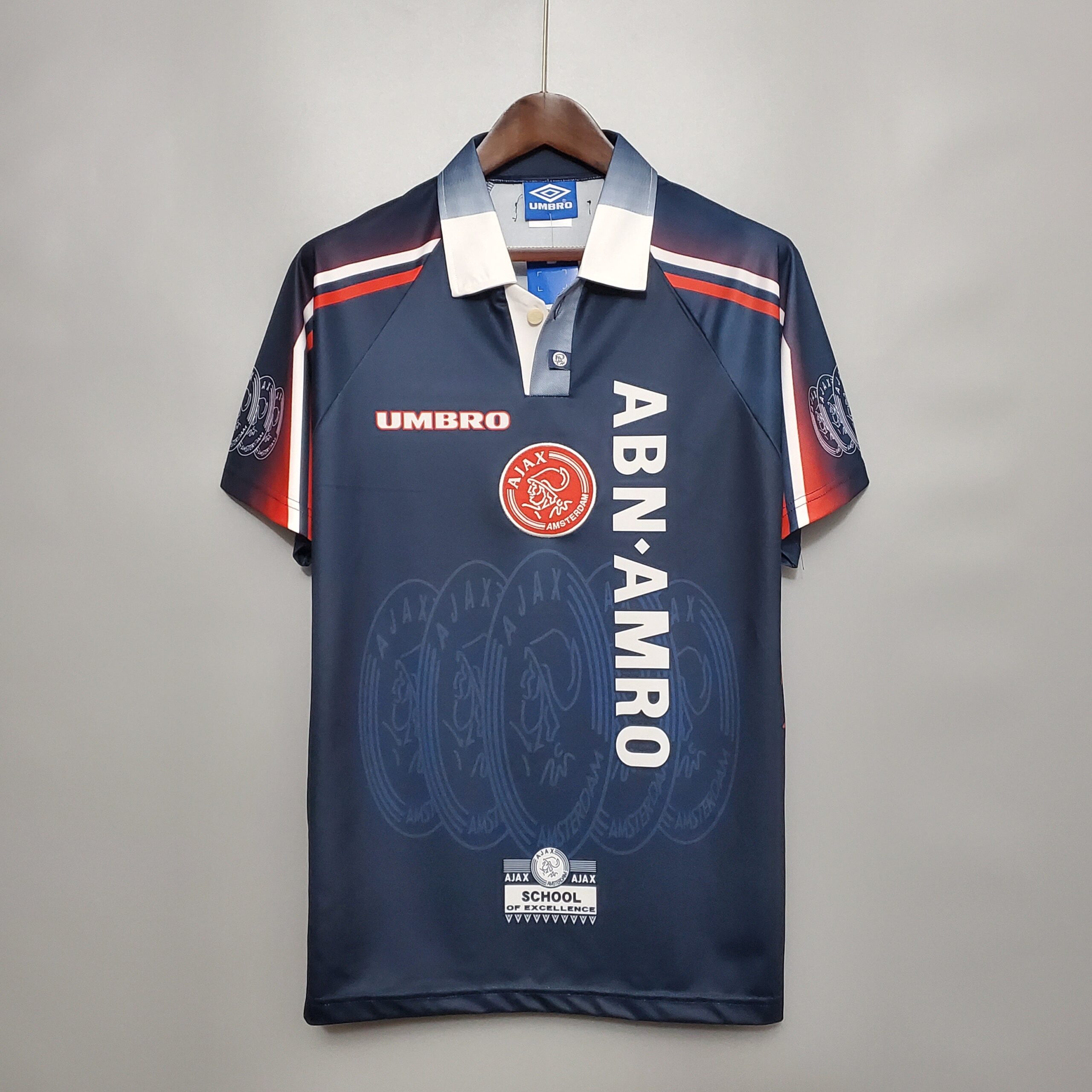 Ajax Retro Visitante 97-98